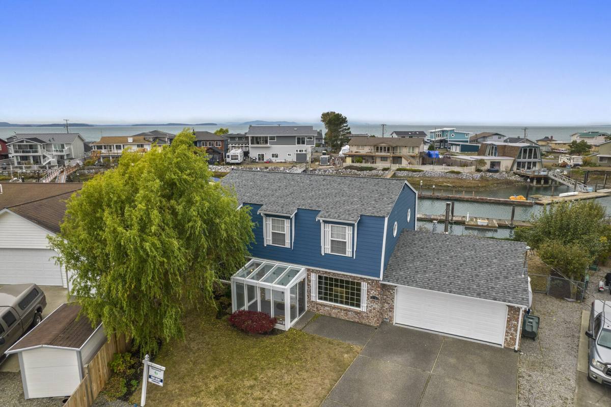 House for rent at 4132 Matia Dr, Ferndale, WA 98248
