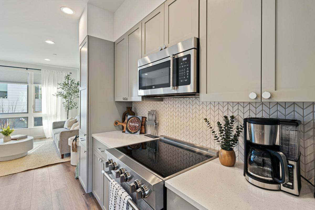 House for rent at 18007 3rd Ave NE, Seattle, WA 98155