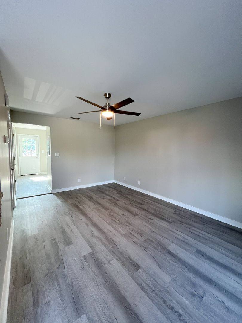 Apartment for rent at 1521 W Knollwood Circle, Clarksville, TN 37043
