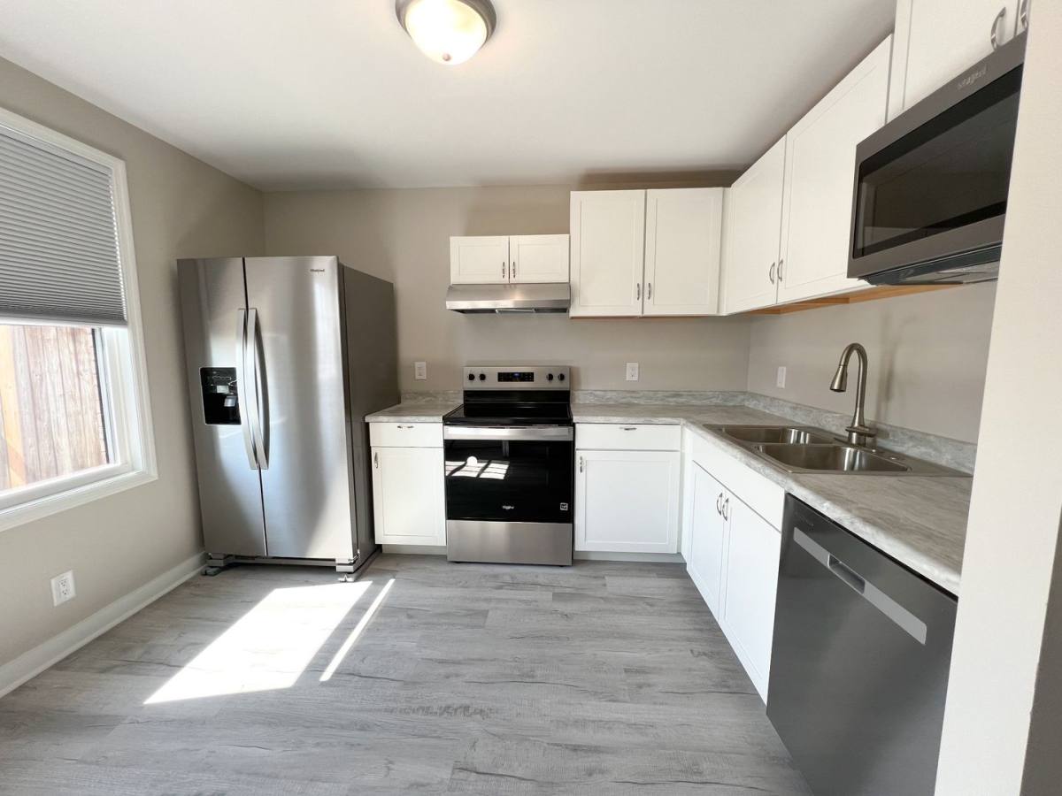 Apartment for rent at 1521 W Knollwood Circle, Clarksville, TN 37043