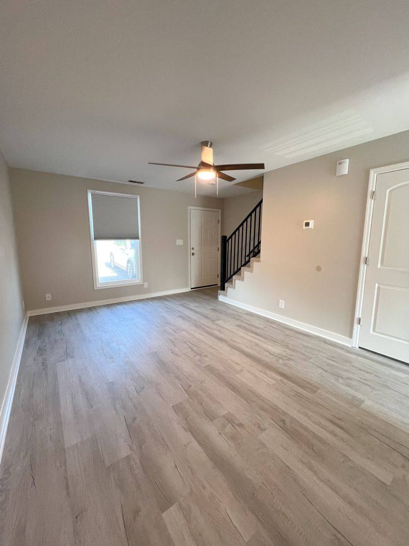 Apartment for rent at 1521 W Knollwood Circle, Clarksville, TN 37043