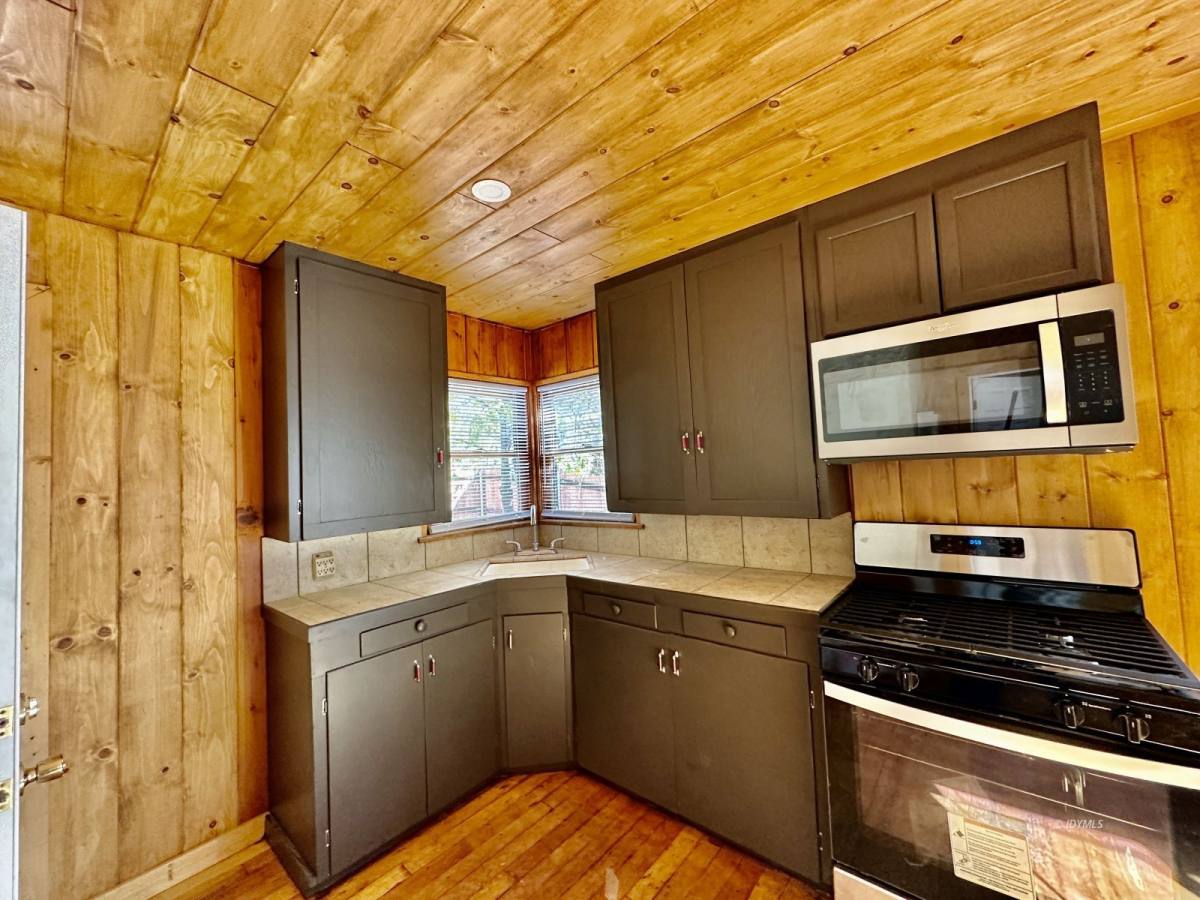 Apartment for rent at 54365 Pine Crest Ave #3, Idyllwild, CA 92549