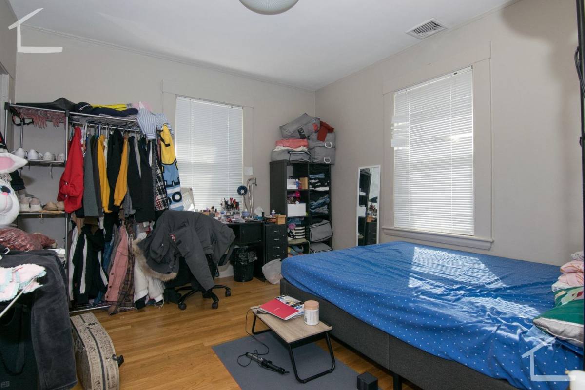 Townhouse for rent at 7 Greylock Rd #1, Allston, MA 02134