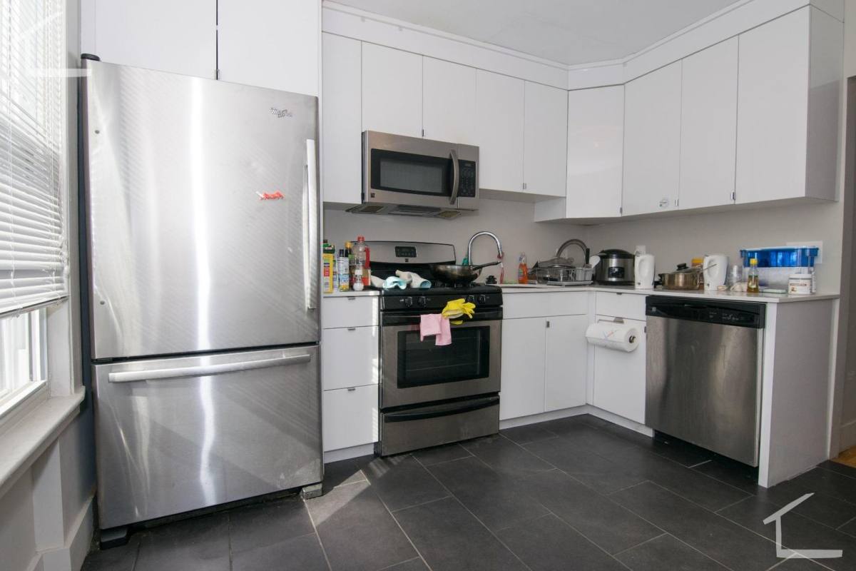 Townhouse for rent at 7 Greylock Rd #1, Allston, MA 02134