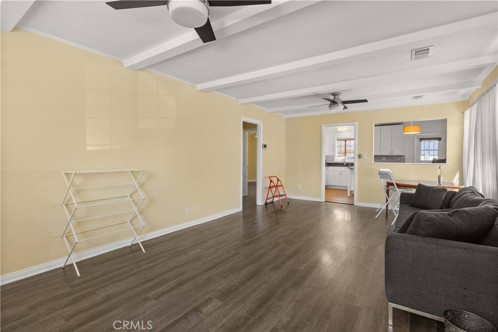 Apartment for rent at 3124 Helms Ave, Los Angeles, CA 90034