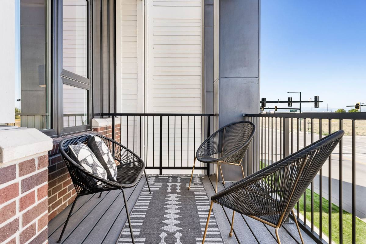 Townhouse for rent at 8220 E 36th Ave, Denver, CO 80238