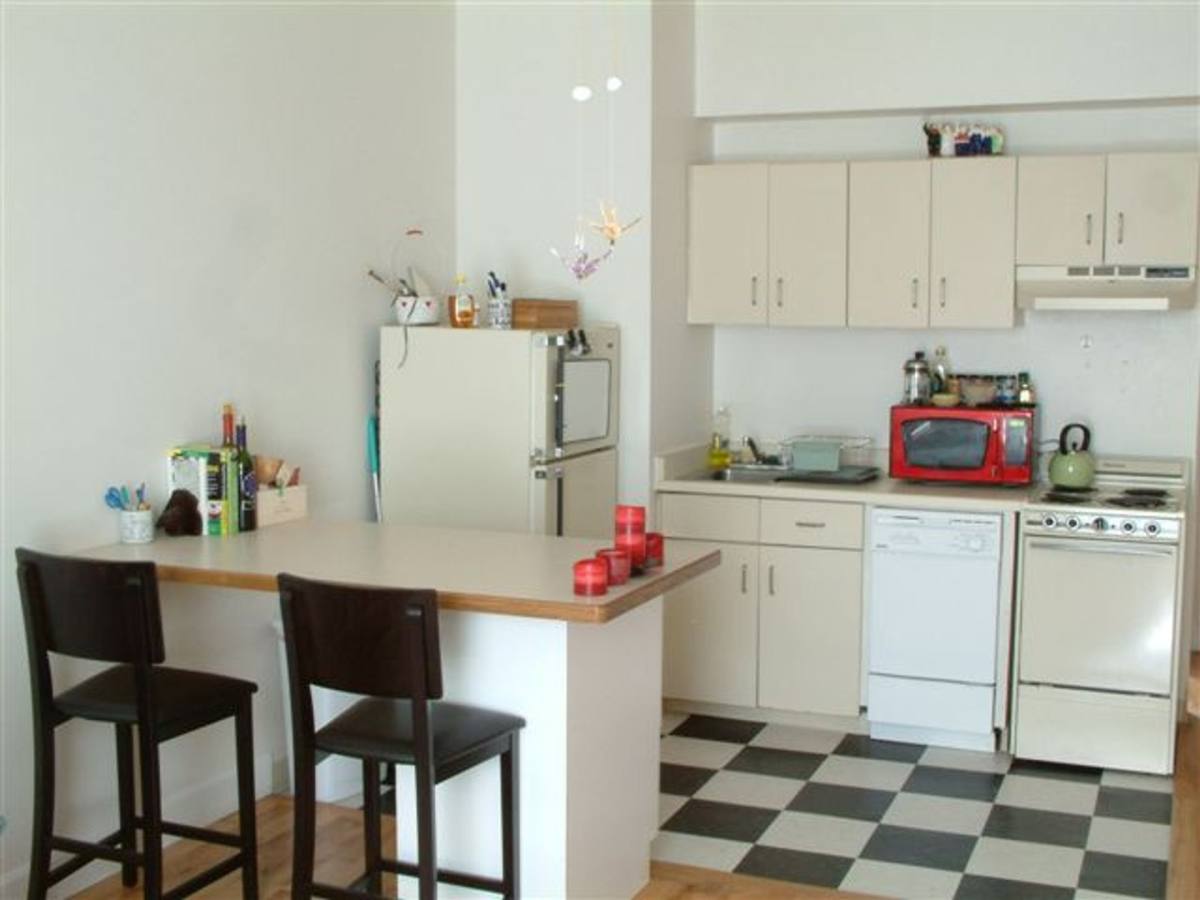 Apartment for rent at 1615 SW Morrison St, Portland, OR 97205