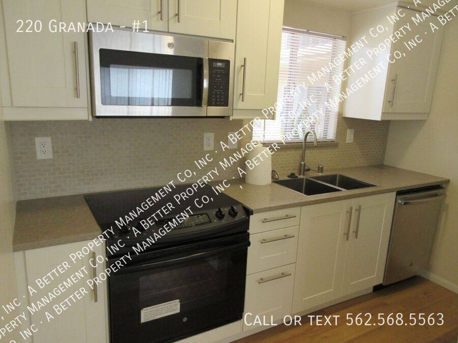 Apartment for rent at 220 Granada #1, Long Beach, CA 90803