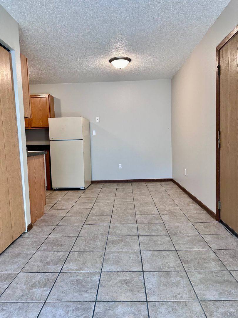 Apartment for rent at 1014 5th St SE, Valley City, ND 58072