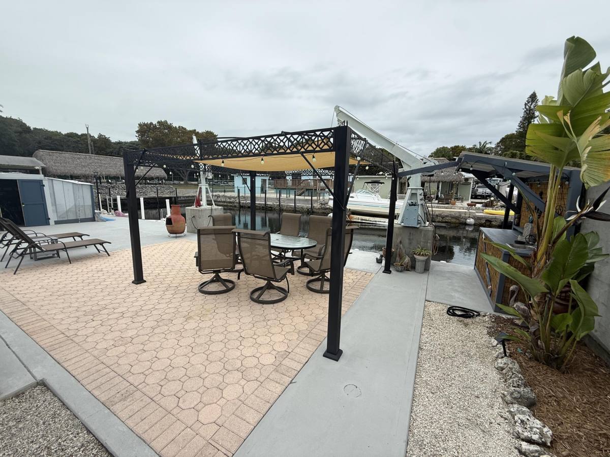 Apartment for rent at 220 Taylor Dr #220, Key Largo, FL 33037