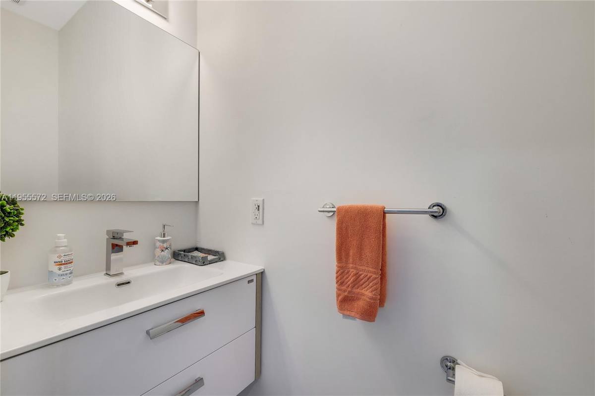 Apartment for rent at 640 Colson Dr #640, Key Largo, FL 33037