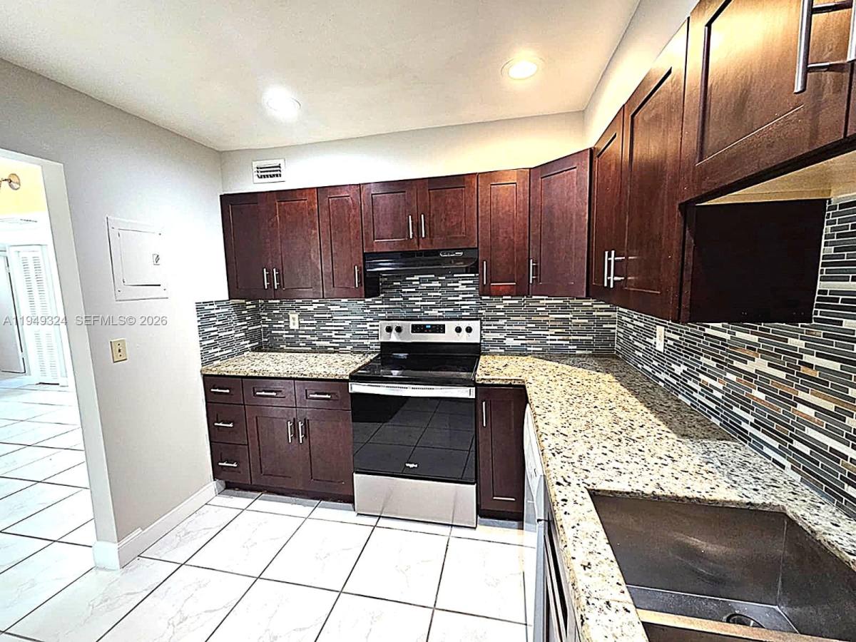 Condo for rent at 642 NW 13th St #310, Boca Raton, FL 33486