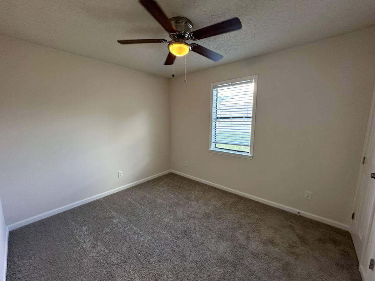Apartment for rent at 1030 Corbin St, Oxford, AL 36203