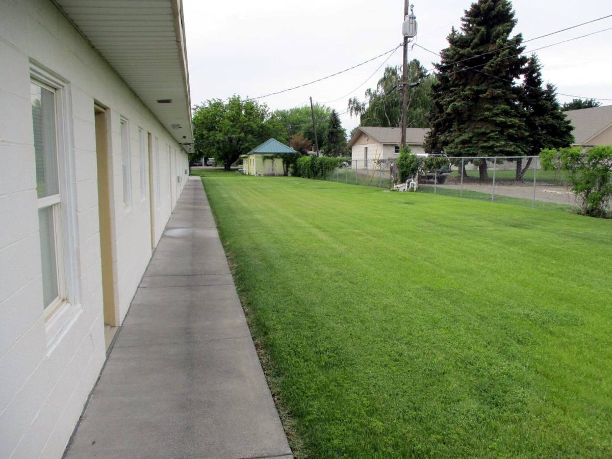 Apartment for rent at 3910 W Kennewick Ave, Kennewick, WA 99336