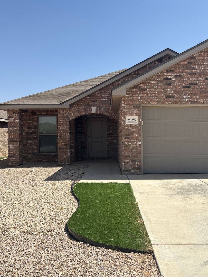 House for rent at 2125 Kirksey Ave, Lubbock, TX 79407
