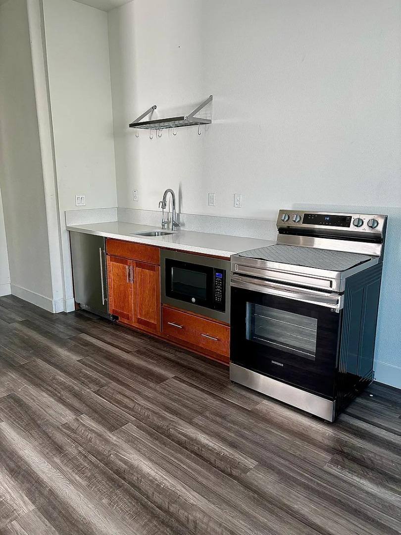 Apartment for rent at 3029 Gaylene Ann Place, Tracy, CA 95377