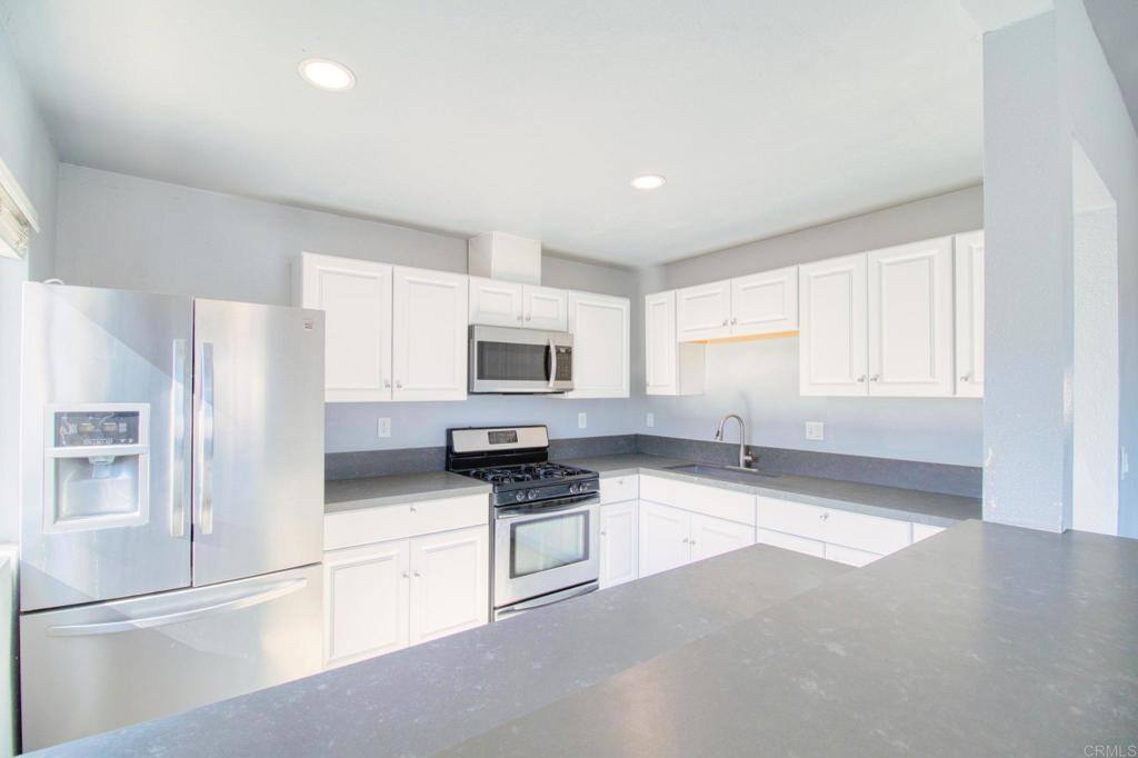 Apartment for rent at 3945 El Dorado Blvd #2, Palm Springs, CA 92262