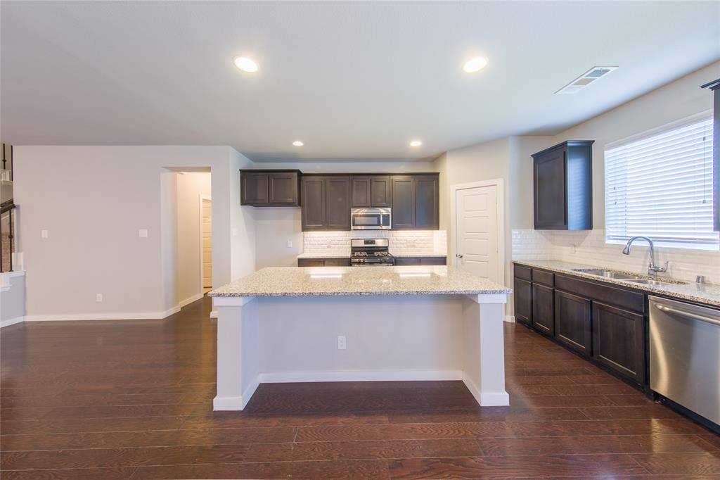 Apartment for rent at 1200 Pigeon Hawk Dr, Little Elm, TX 75068