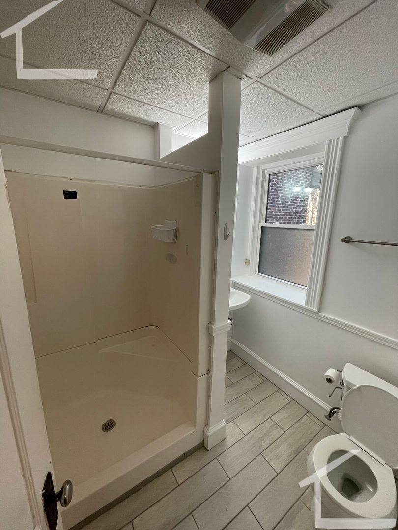 Apartment for rent at 1711 Commonwealth Ave #4, Brighton, MA 02135