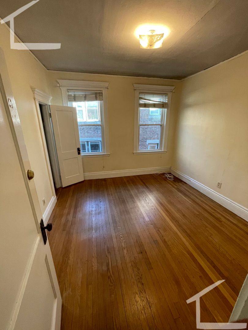 Apartment for rent at 1711 Commonwealth Ave #4, Brighton, MA 02135