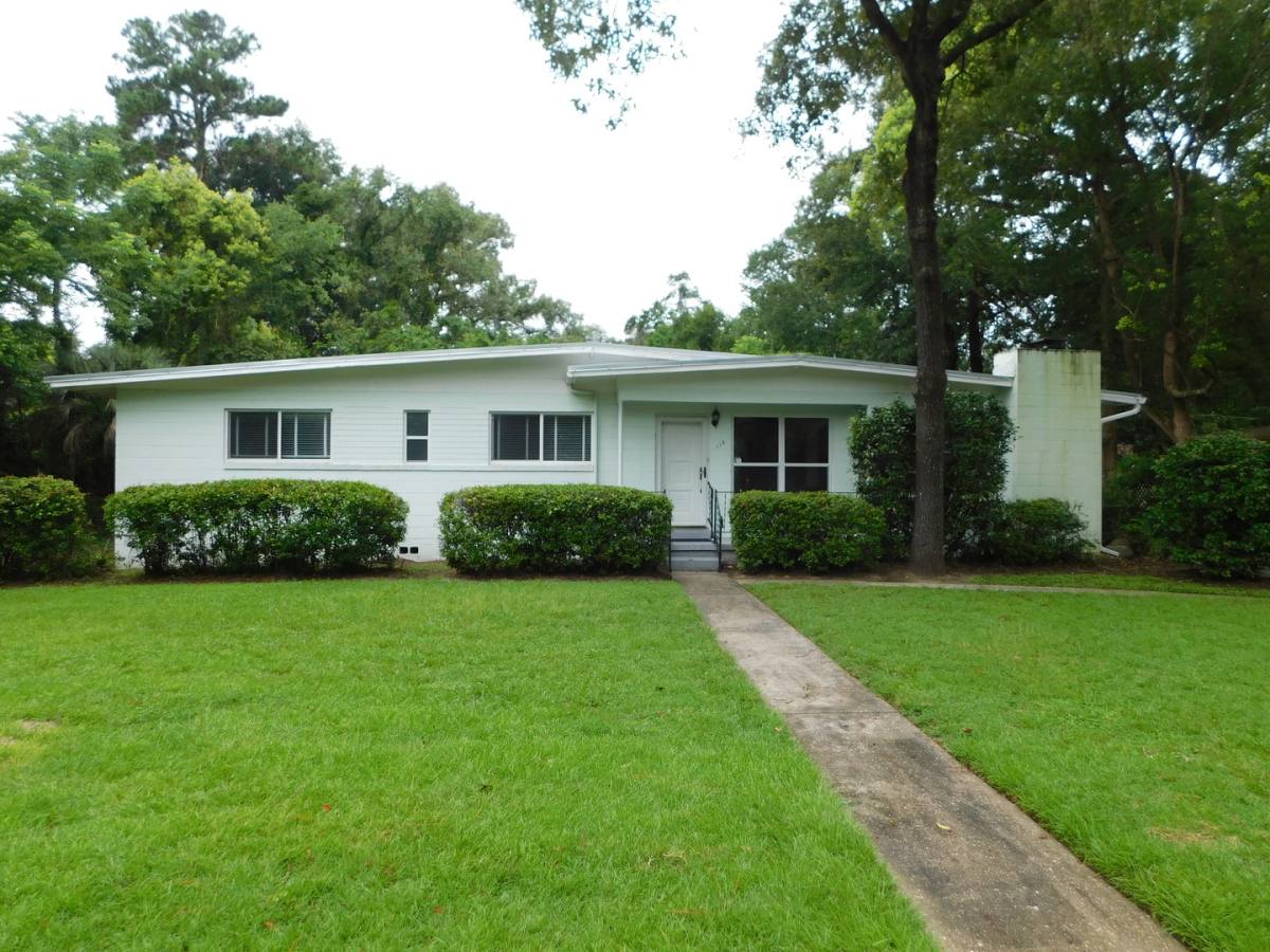 House for rent at 118 NW 35th Terrace, Gainesville, FL 32607