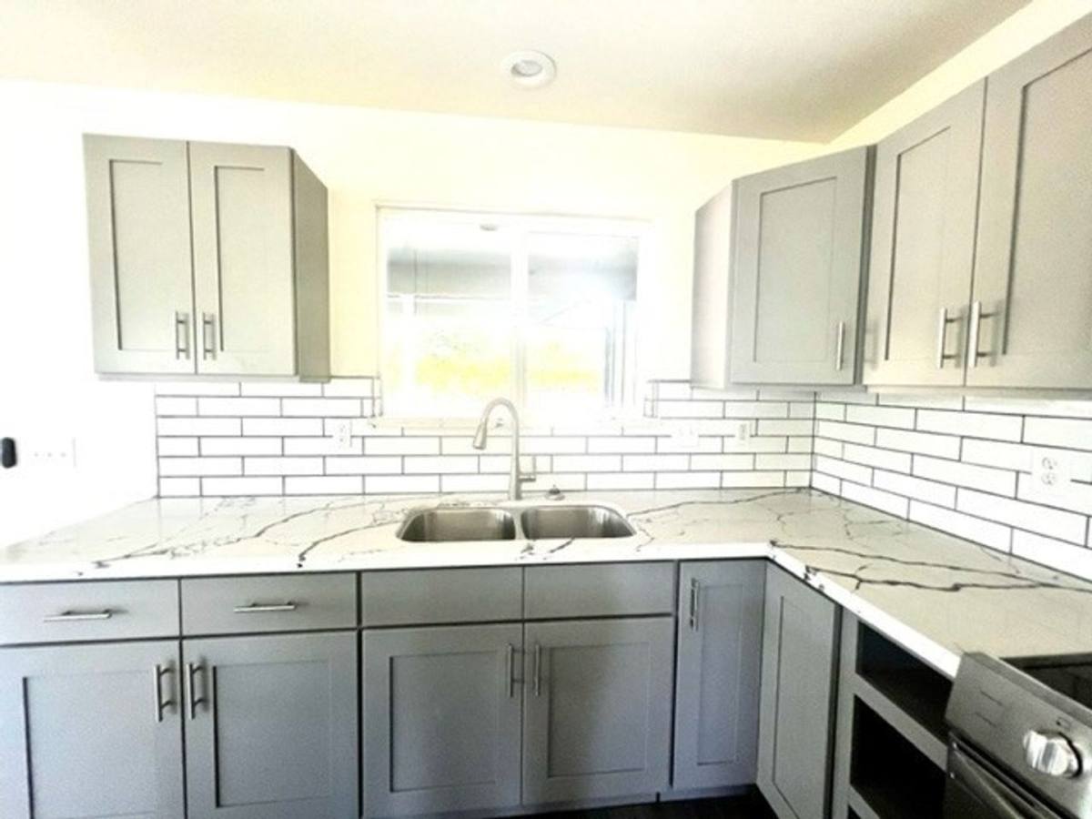 House for rent at 15-1412 17th Ave, Keaau, HI 96749