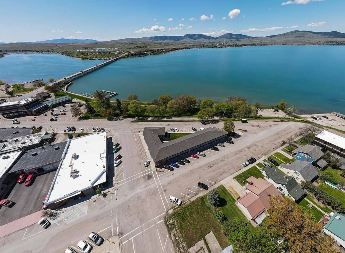 Condo for rent at 1 Kootenai Ave, Polson, MT 59860