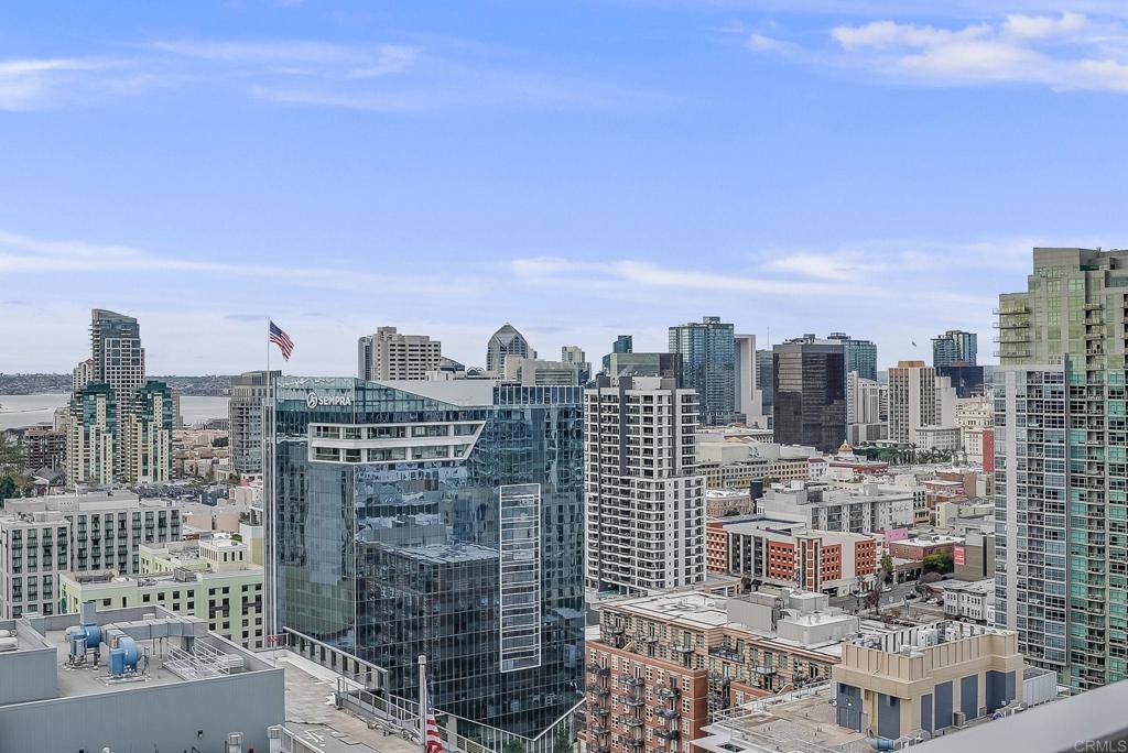 Apartment for rent at 321 Tenth Ave #1303, San Diego, CA 92101