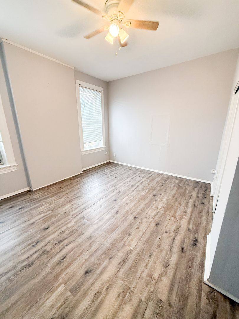 Apartment for rent at 3259 Oregon Ave #2, Saint Louis, MO 63118