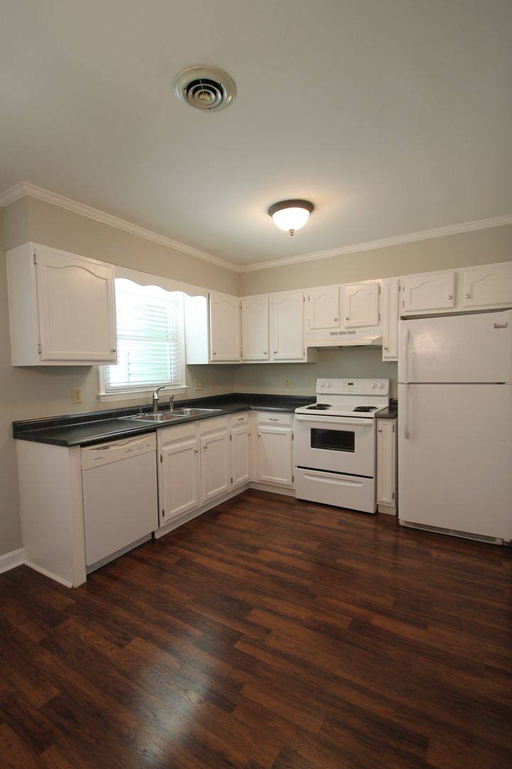 House for rent at 565 Cedarvilla Dr, Rock Hill, SC 29730