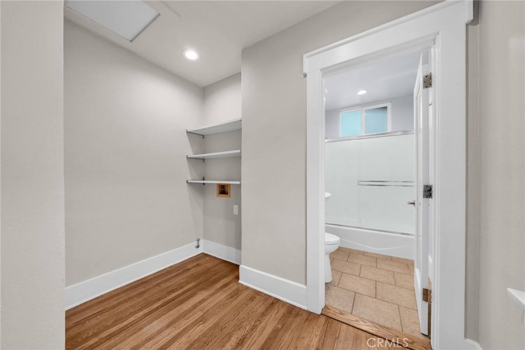 Apartment for rent at 239 1 2 Coronado Ave #239, Long Beach, CA 90803