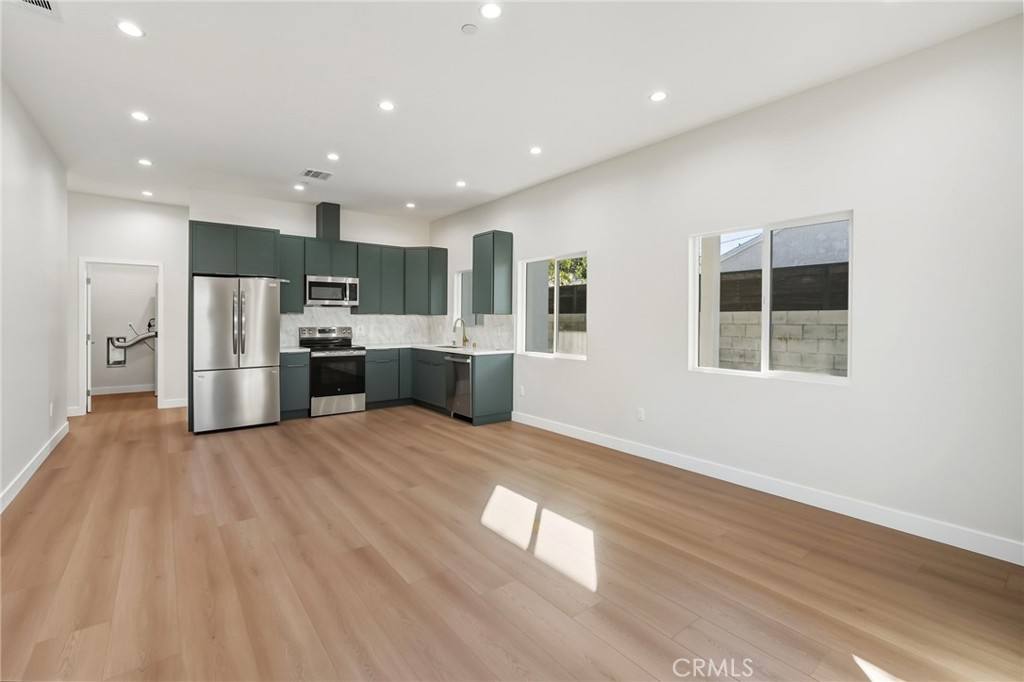 Apartment for rent at 16140 Mayall St, North Hills, CA 91343