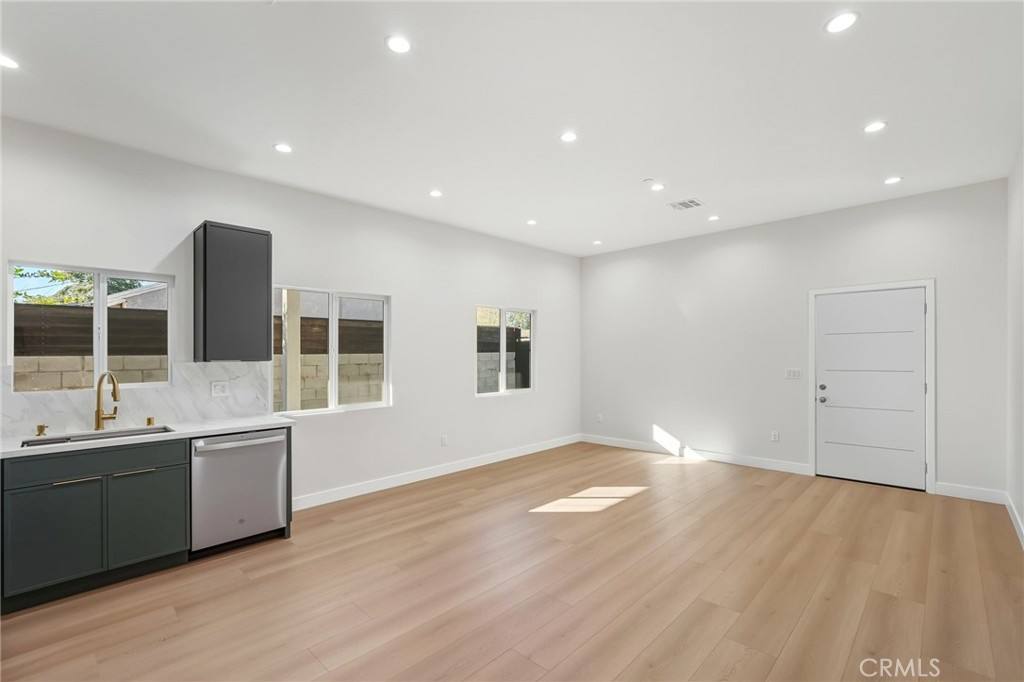 Apartment for rent at 16140 Mayall St, North Hills, CA 91343