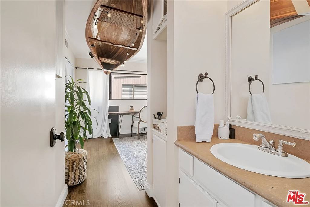 Condo for rent at 2500 Abbot Kinney Blvd #3, Venice, CA 90291