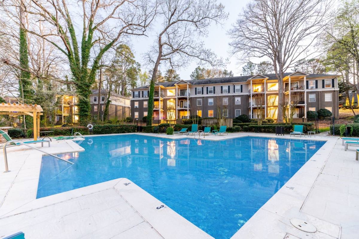 Apartment for rent at 100 Chattahoochee Circle, Roswell, GA 30075