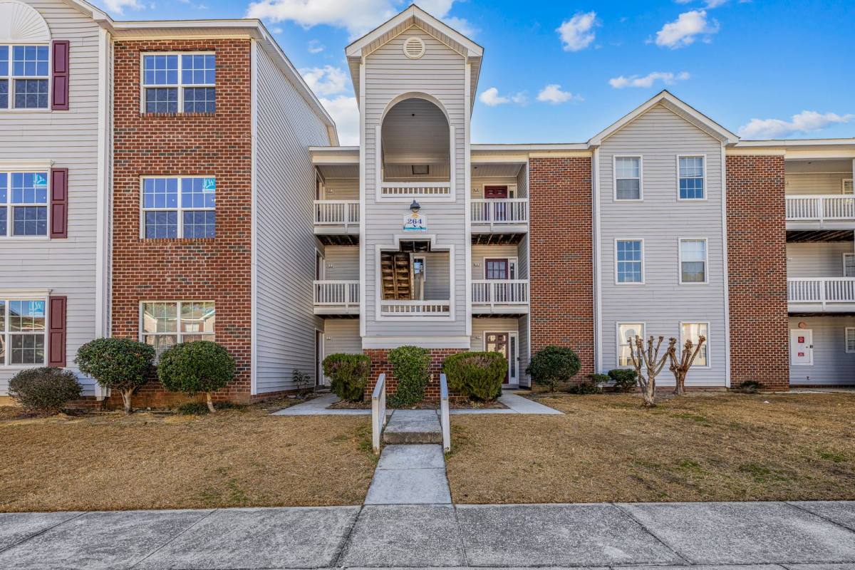 House for rent at 264 Waterdown Dr, Fayetteville, NC 28314