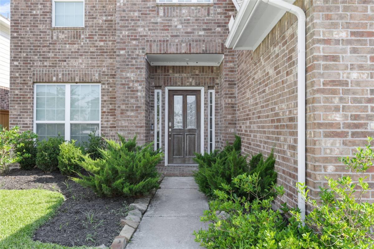 Apartment for rent at 2314 Red Slate Dr, Rosharon, TX 77583