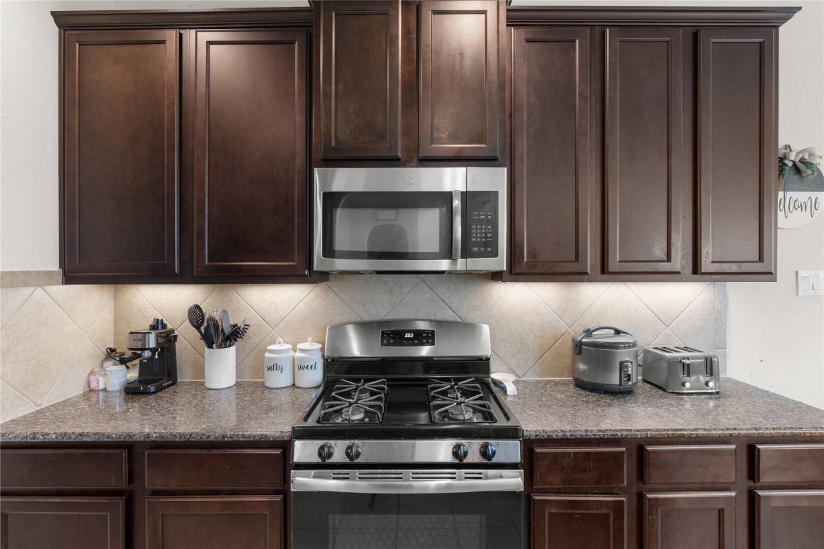 Apartment for rent at 2314 Red Slate Dr, Rosharon, TX 77583
