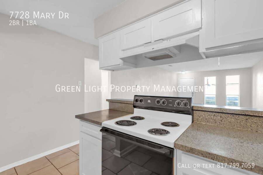 Apartment for rent at 7728 Mary Dr, North Richland Hills, TX 76180