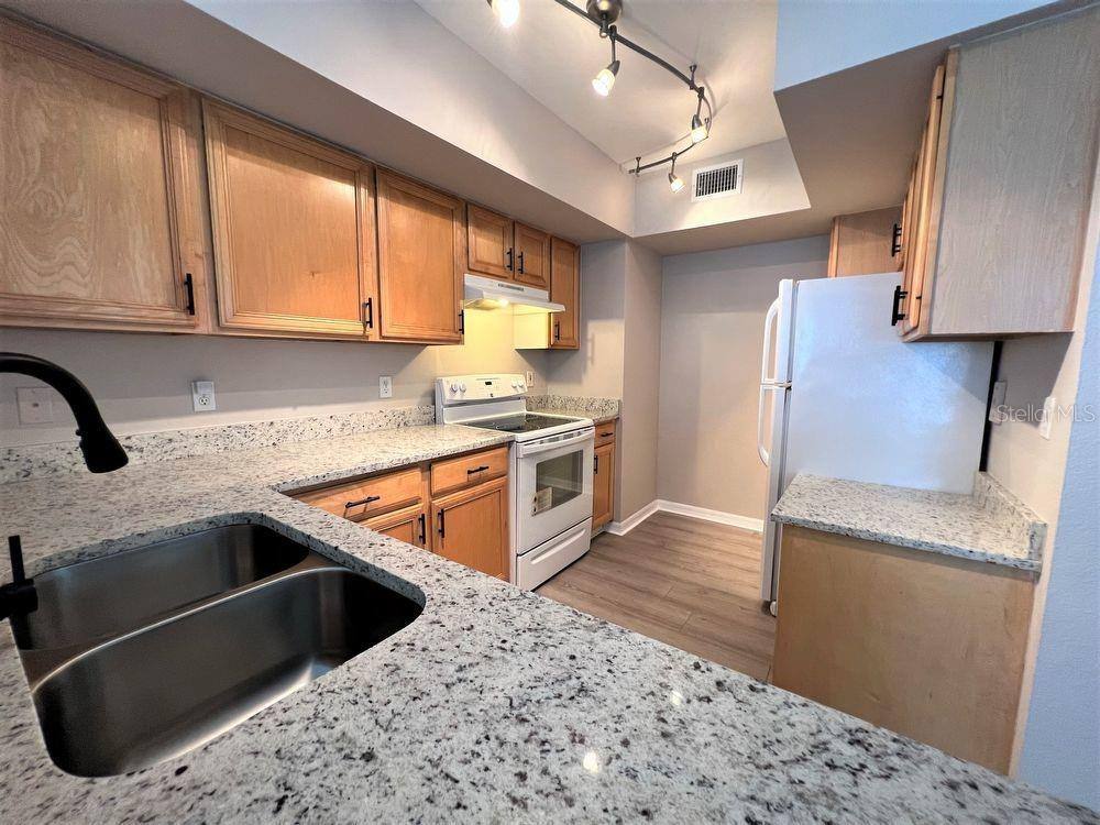 Condo for rent at 1000 Villagio Circle #205, Sarasota, FL 34237