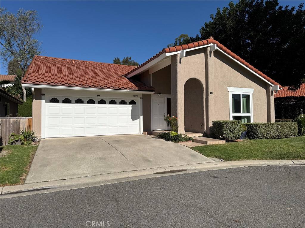 Apartment for rent at 23978 Calle Alonso, Mission Viejo, CA 92692