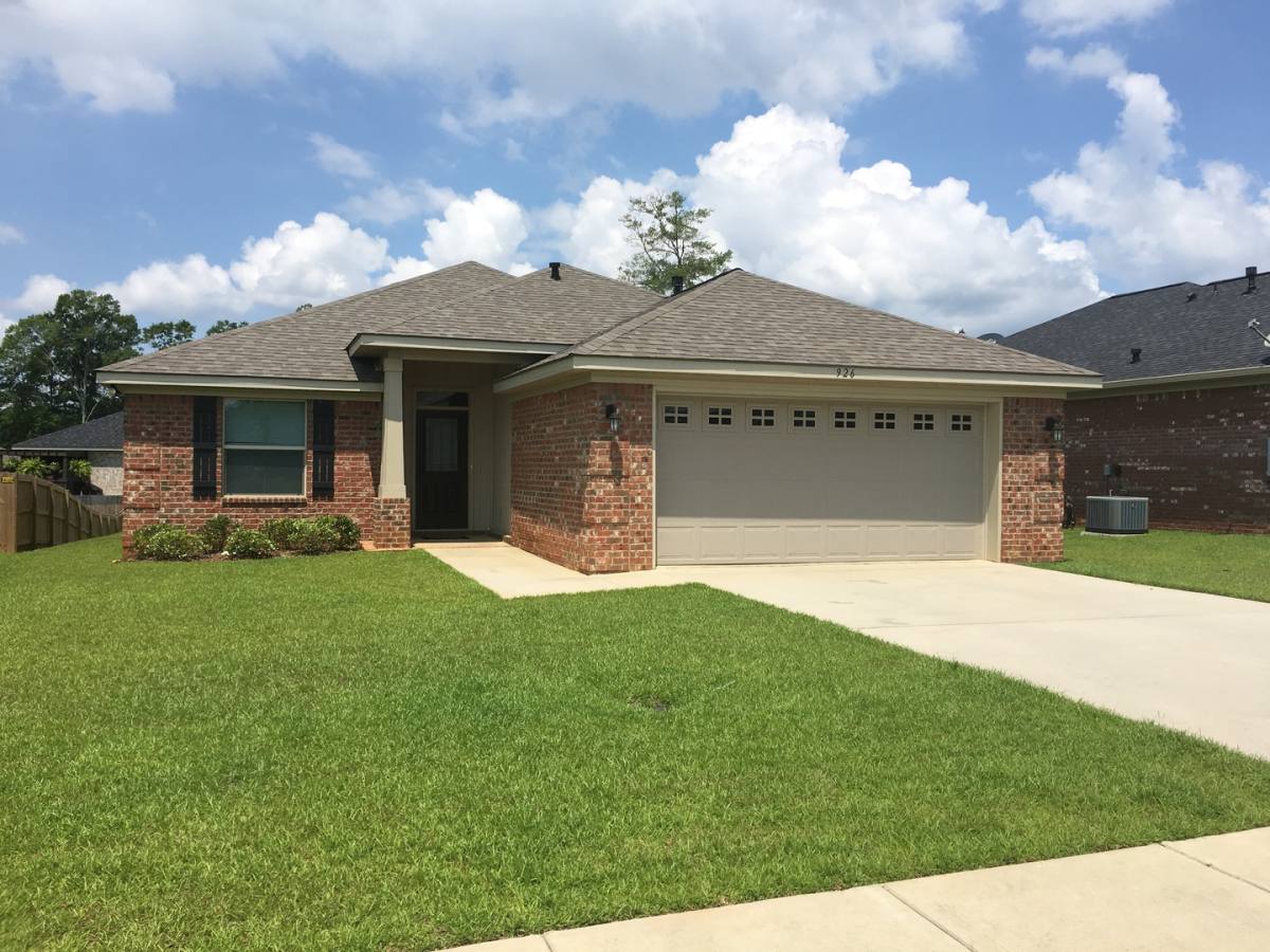 House for rent at 926 Tudor Lane, Mobile, AL 36695