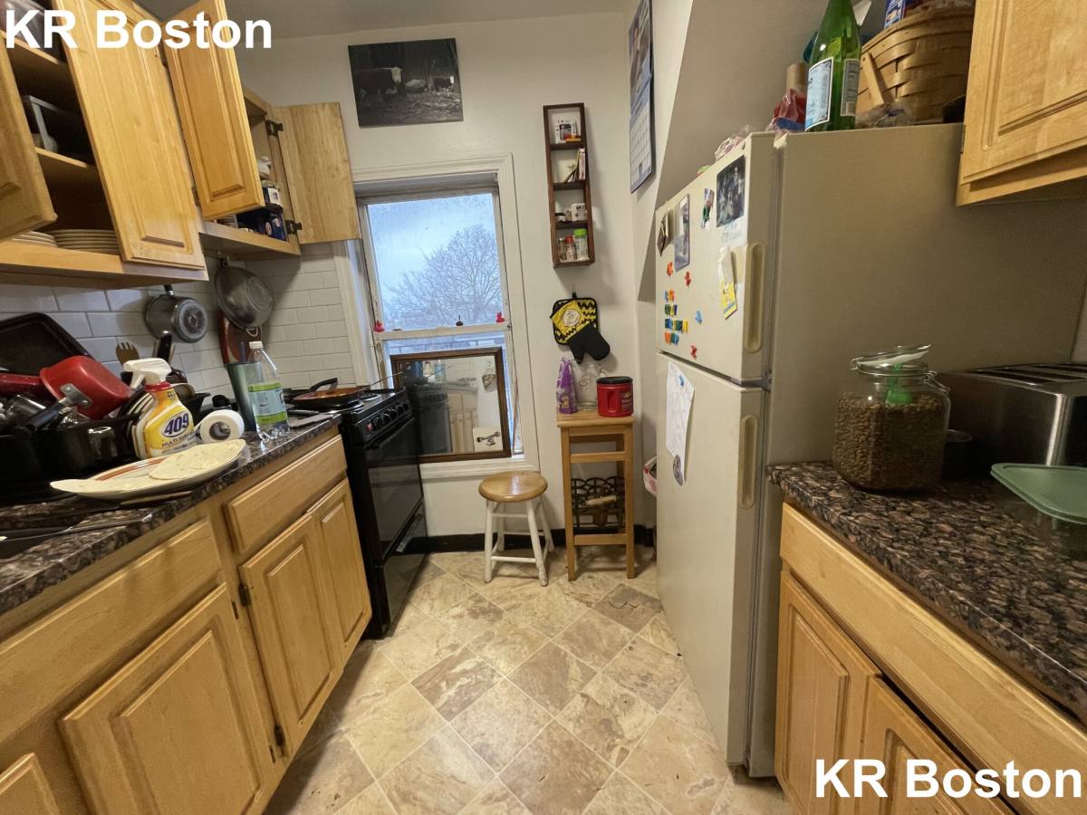 House for rent at 17 Higgins St #3, Allston, MA 02134