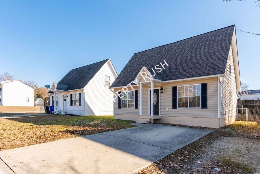 House for rent at 1565 Petty St SE, Cleveland, TN 37311