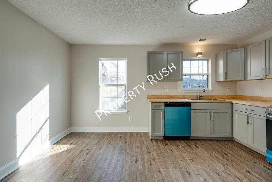 House for rent at 1565 Petty St SE, Cleveland, TN 37311