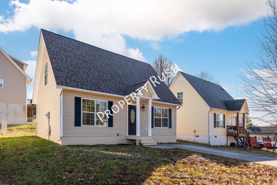 House for rent at 1565 Petty St SE, Cleveland, TN 37311