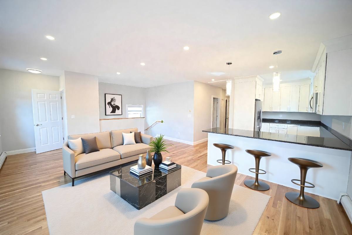 Apartment for rent at 19 Roberts St #3, Brookline, MA 02445