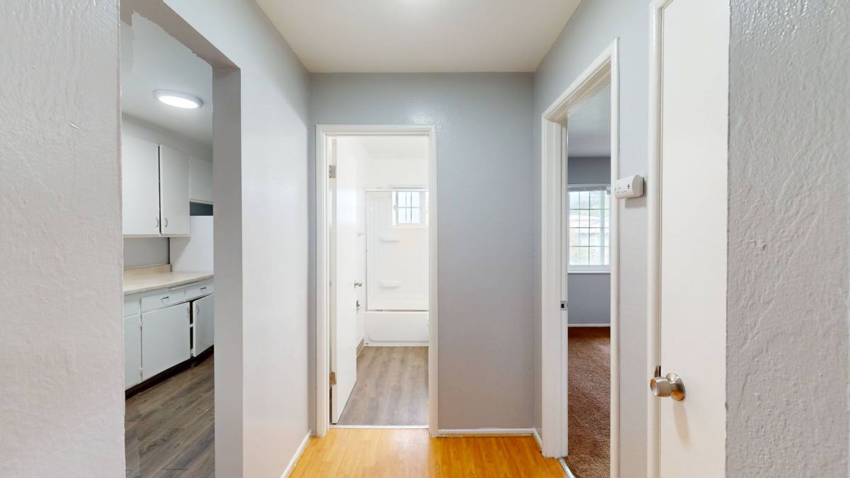 Apartment for rent at 6500 - 6506 Foothill Blvd, Oakland, CA 94605