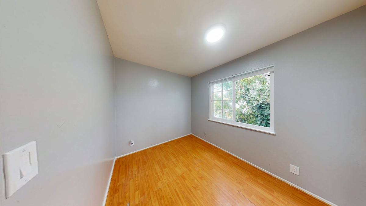 Apartment for rent at 6500 - 6506 Foothill Blvd, Oakland, CA 94605