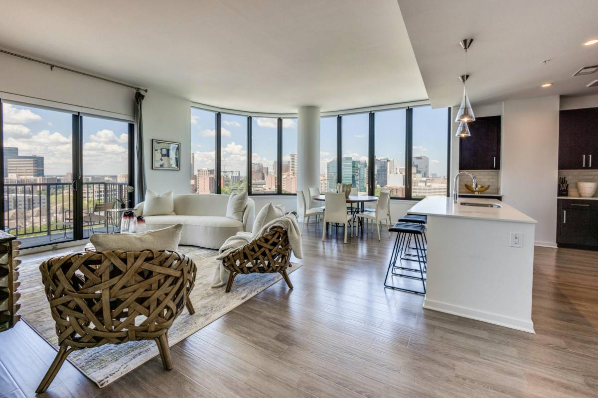 Apartment for rent at 1911 Holcombe Blvd #VM1, Houston, TX 77030
